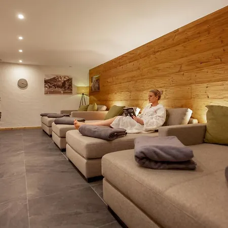 شقة Das Landhaus بفرونتن