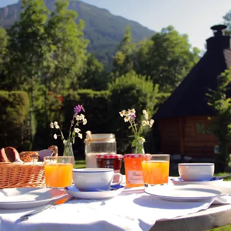 Das Landhaus 아파트 프론텐